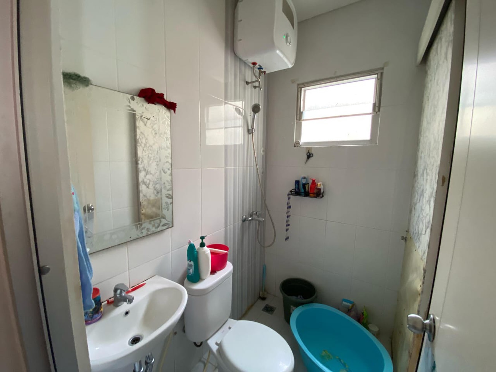 Dijual Cepat Rumah 2 Lantai, Lebar 7, Hanya 1M-an Malibu Village Gading Serpong