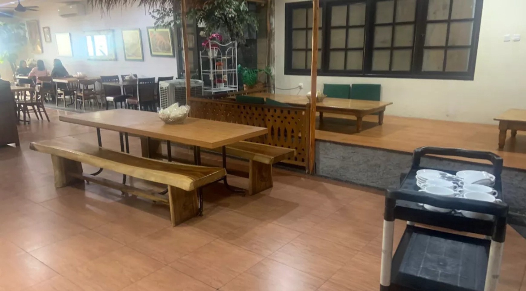 Disewakan ex Resto area Cipete Jakarta Selatan