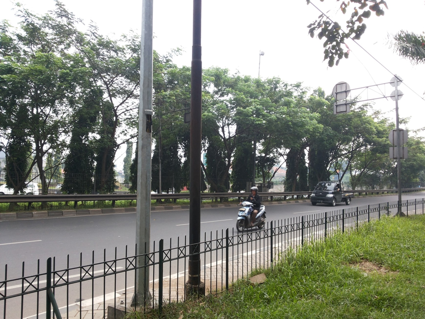 Ruko 3,5 Lantai Siap Pakai Diarea Lebak Bulus, Akses Gatte Tol TB Simatupang