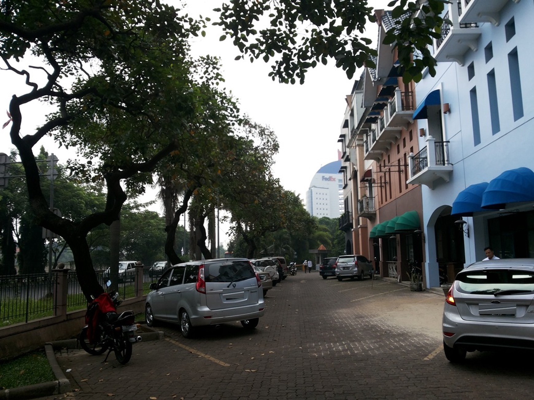 Ruko 3,5 Lantai Siap Pakai Diarea Lebak Bulus, Akses Gatte Tol TB Simatupang