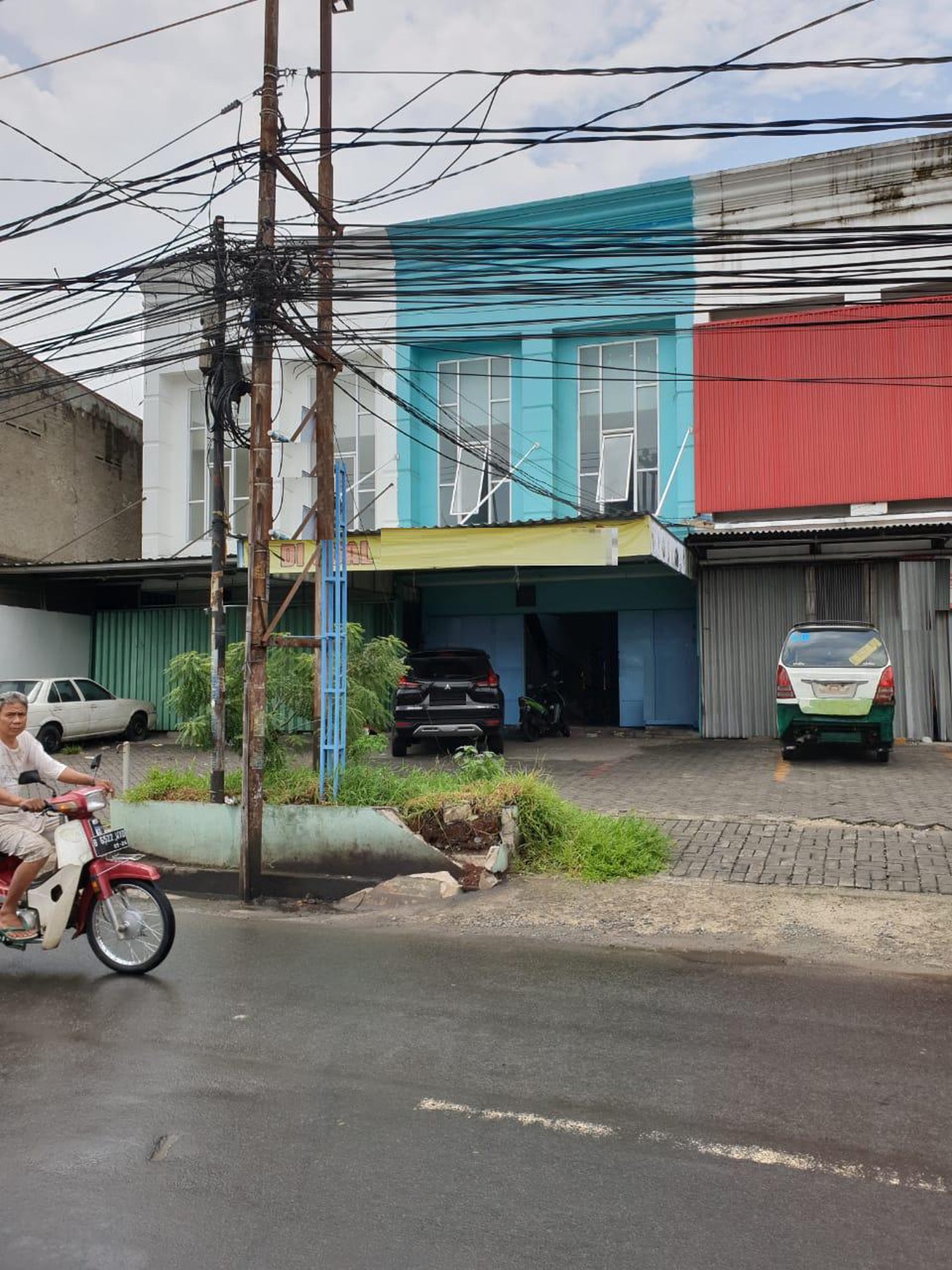 Ruko strategis,cocok buka usaha di Pondok Ranji