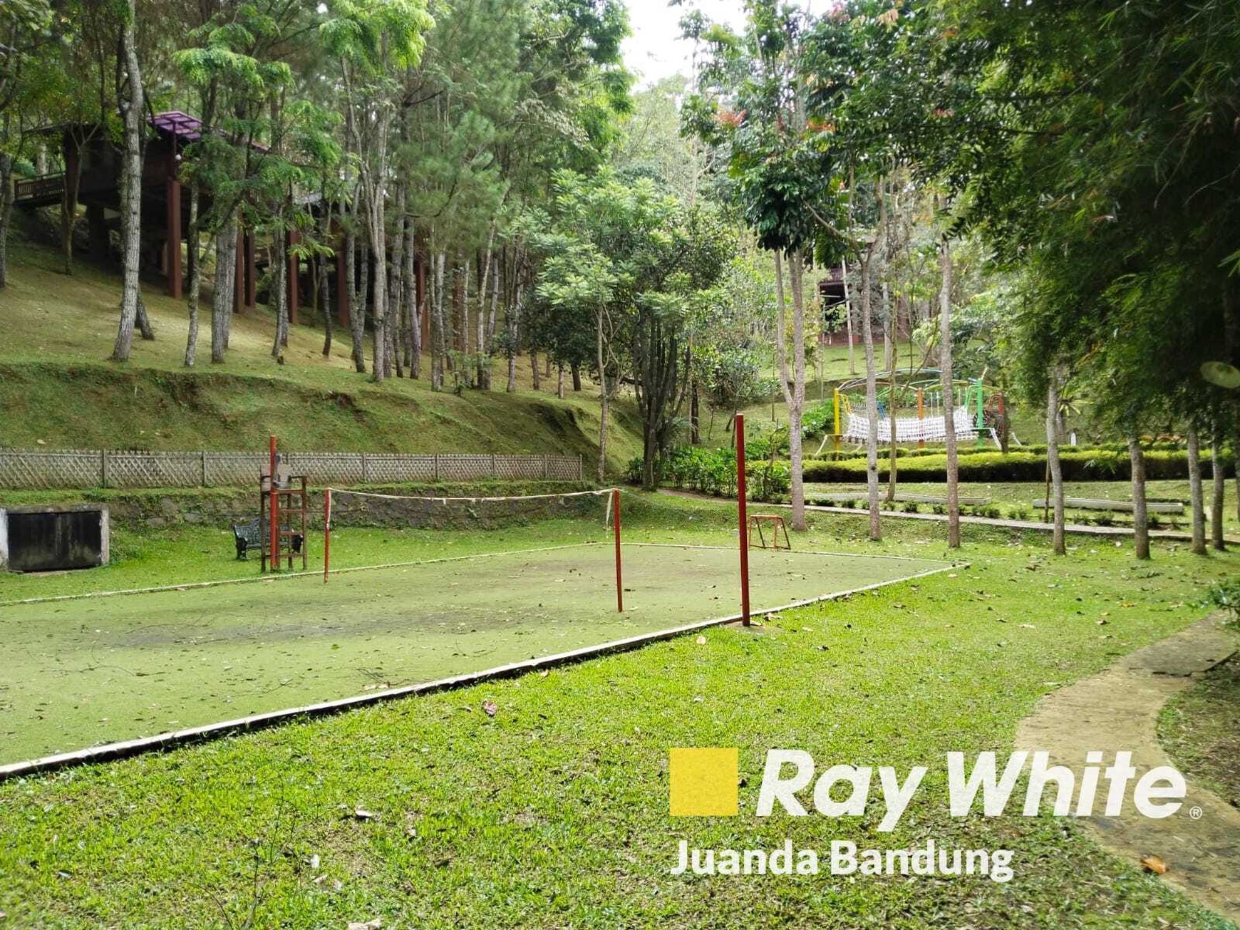 Langka! Villa resort aktif di Maribaya Lembang sangat Asri Nyaman dan menguntungkan!!