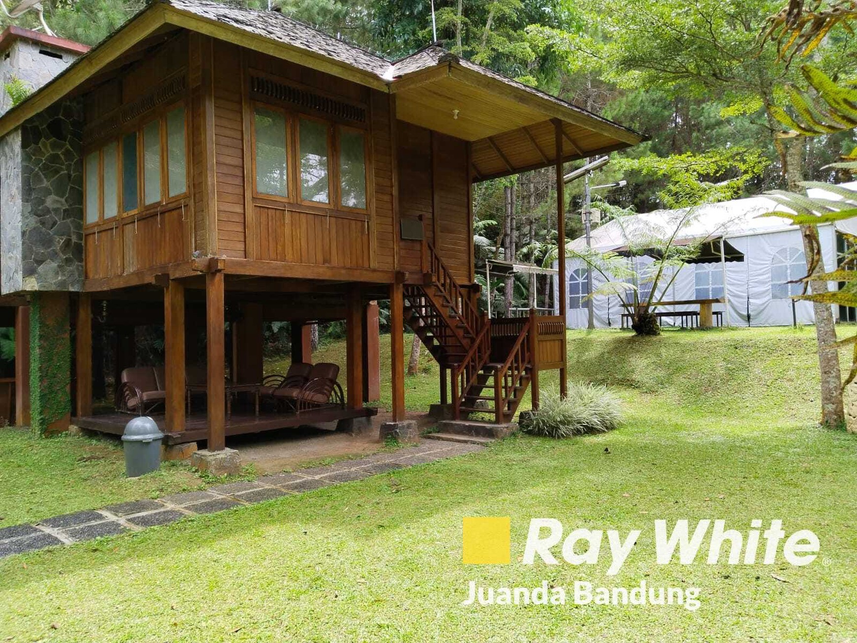 Langka! Villa resort aktif di Maribaya Lembang sangat Asri Nyaman dan menguntungkan!!