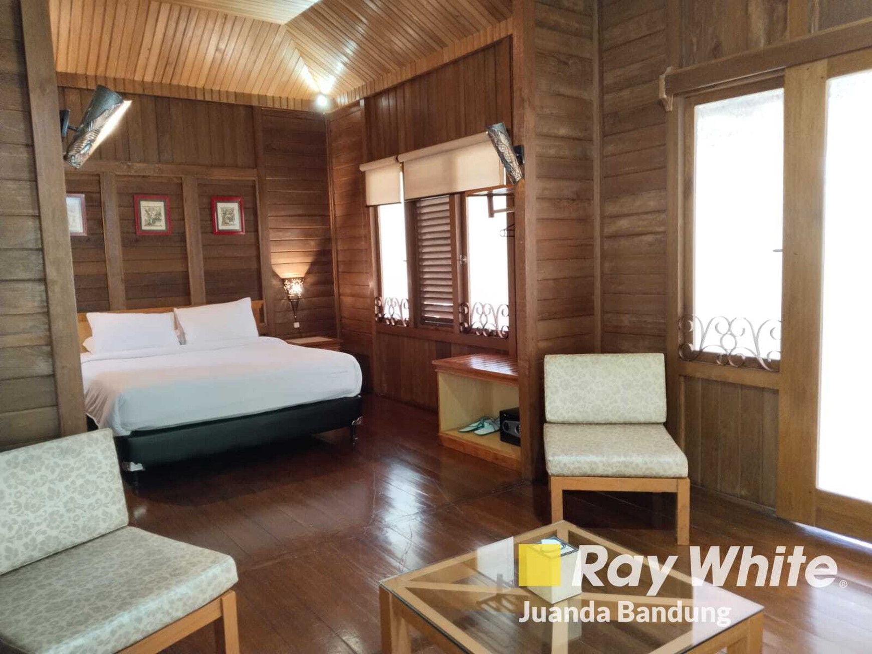 Langka! Villa resort aktif di Maribaya Lembang sangat Asri Nyaman dan menguntungkan!!