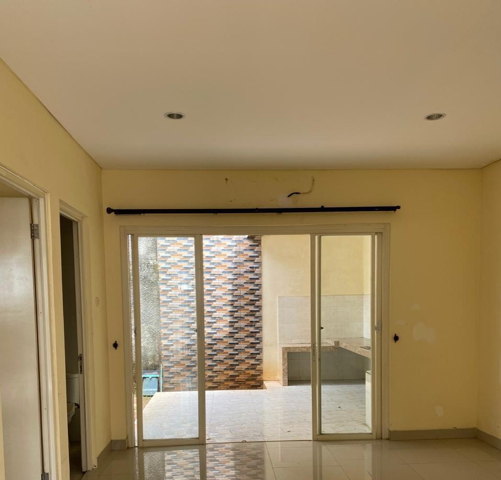 Di Jual Cepat rumah siap huni 2 lantai di Komplek NEWLAND matoa