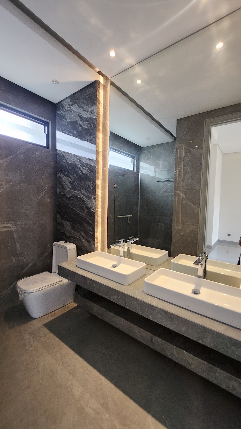 Pakuwon Indah New Baru PREMIUM Quality  Surabaya Barat