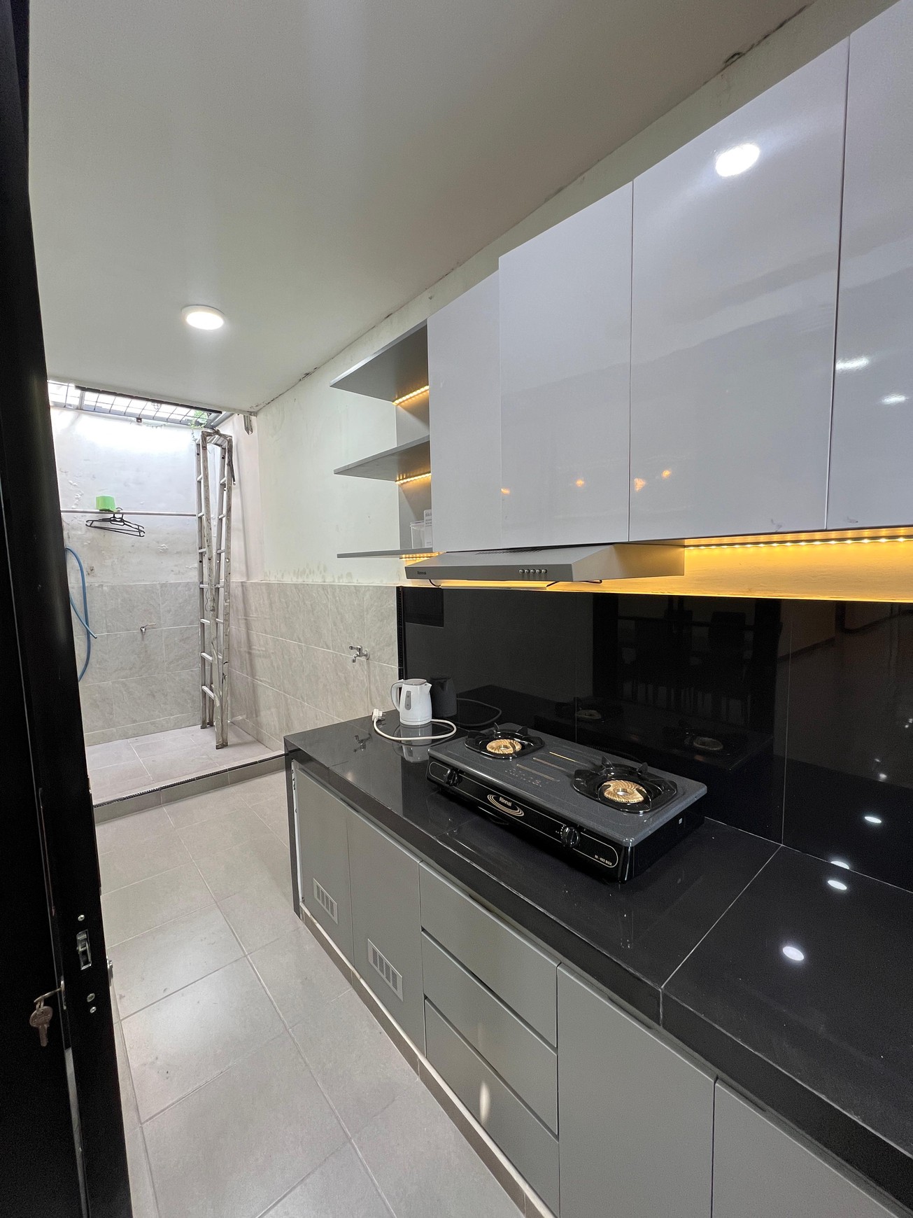 Rumah Siap Huni di Sidoarjo Selatan - Full AC, CCTV, Internet - Hanya 890 Juta!