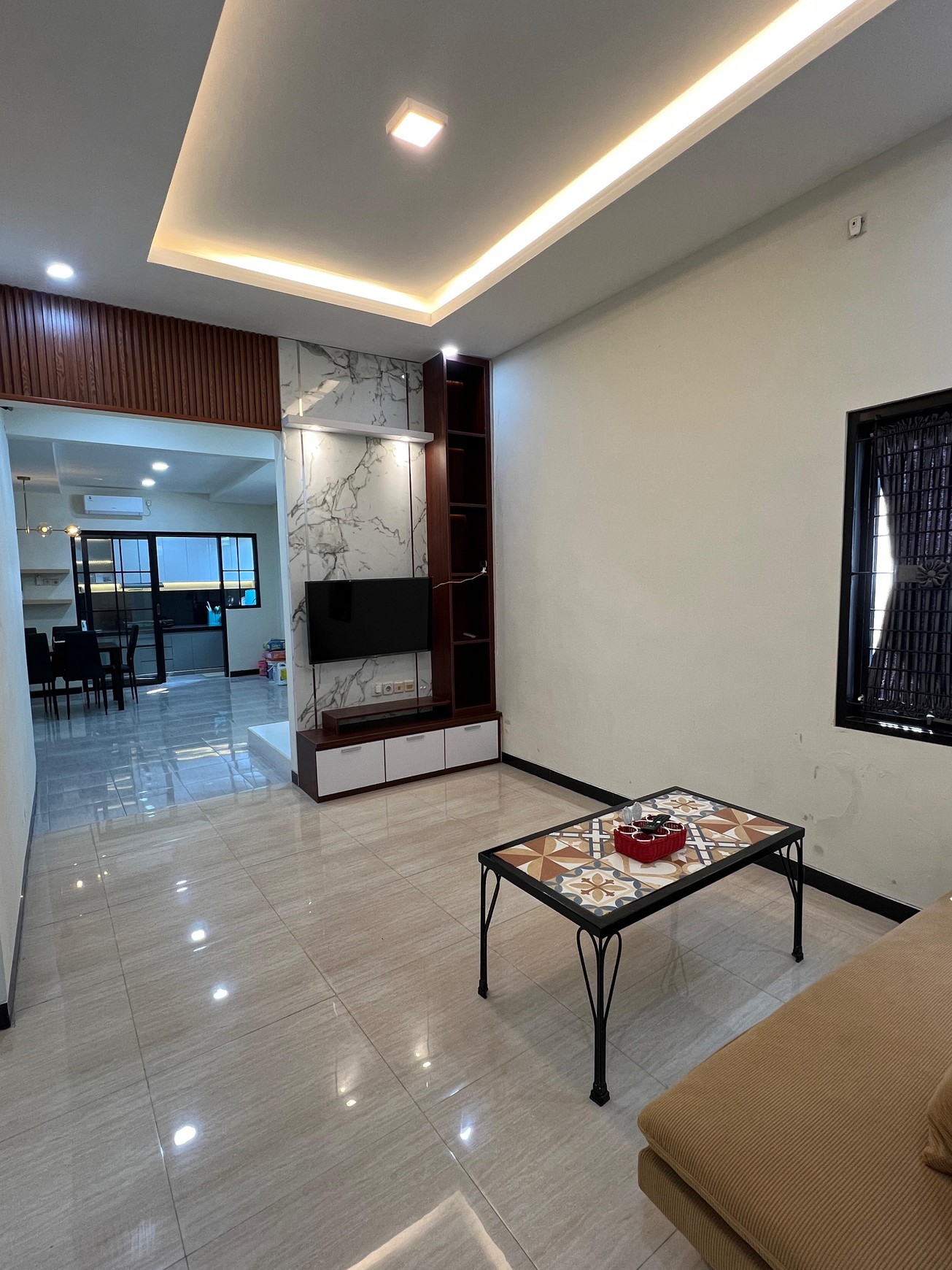 Rumah Siap Huni di Sidoarjo Selatan - Full AC, CCTV, Internet - Hanya 890 Juta!