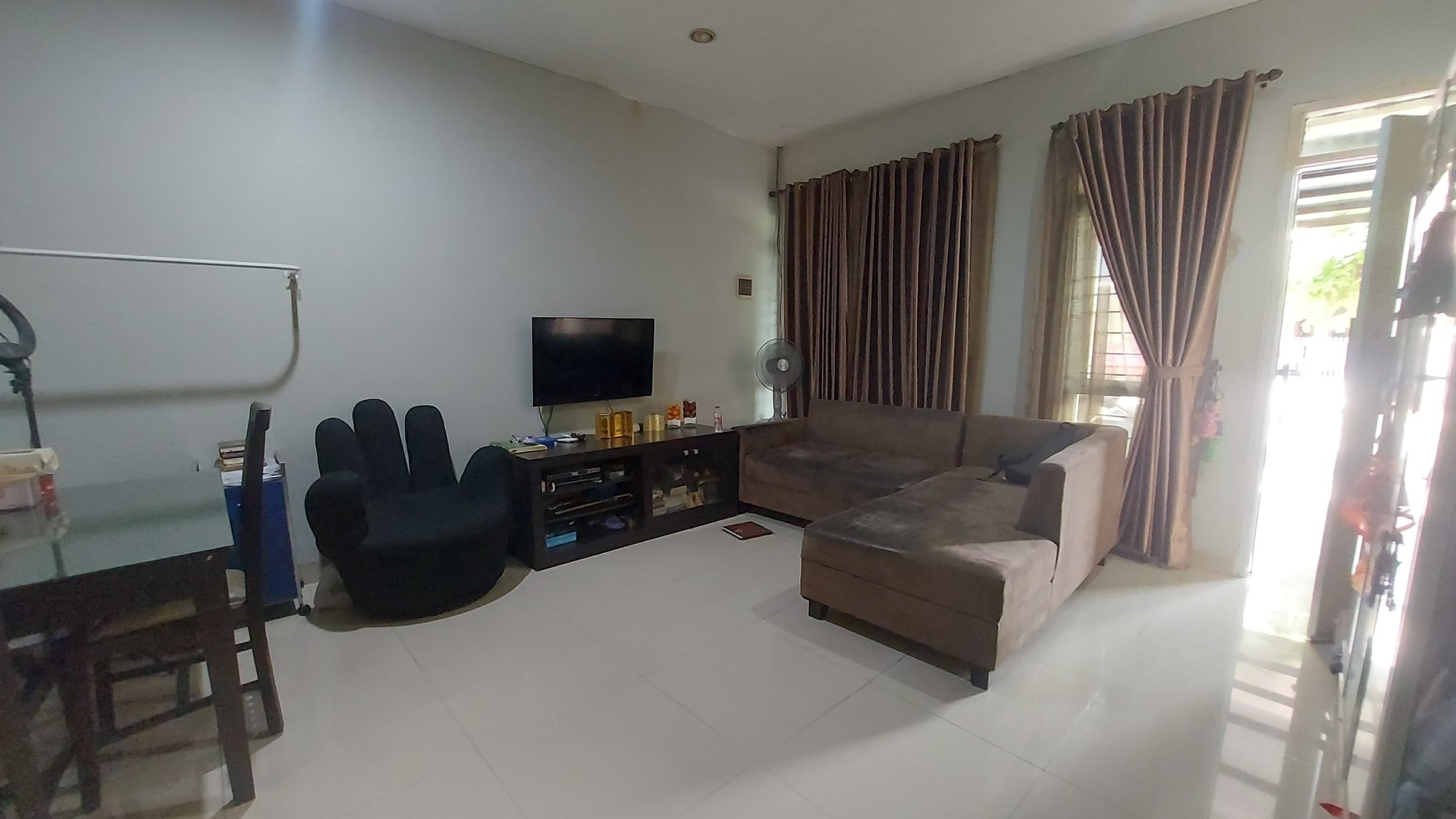 Rumah Minimalis Nyaman di Perumahan Grand Residences Pondok Cabe