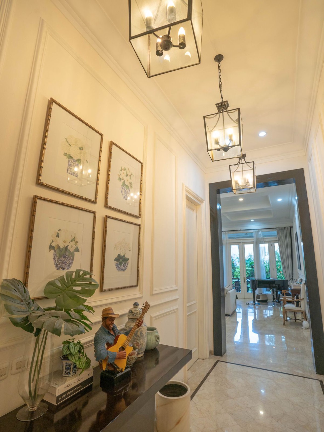 Rumah Elegant 1 Lantai Full Furnished di Kemang Lokasi Strategis dan Lingkungan Eksklusif