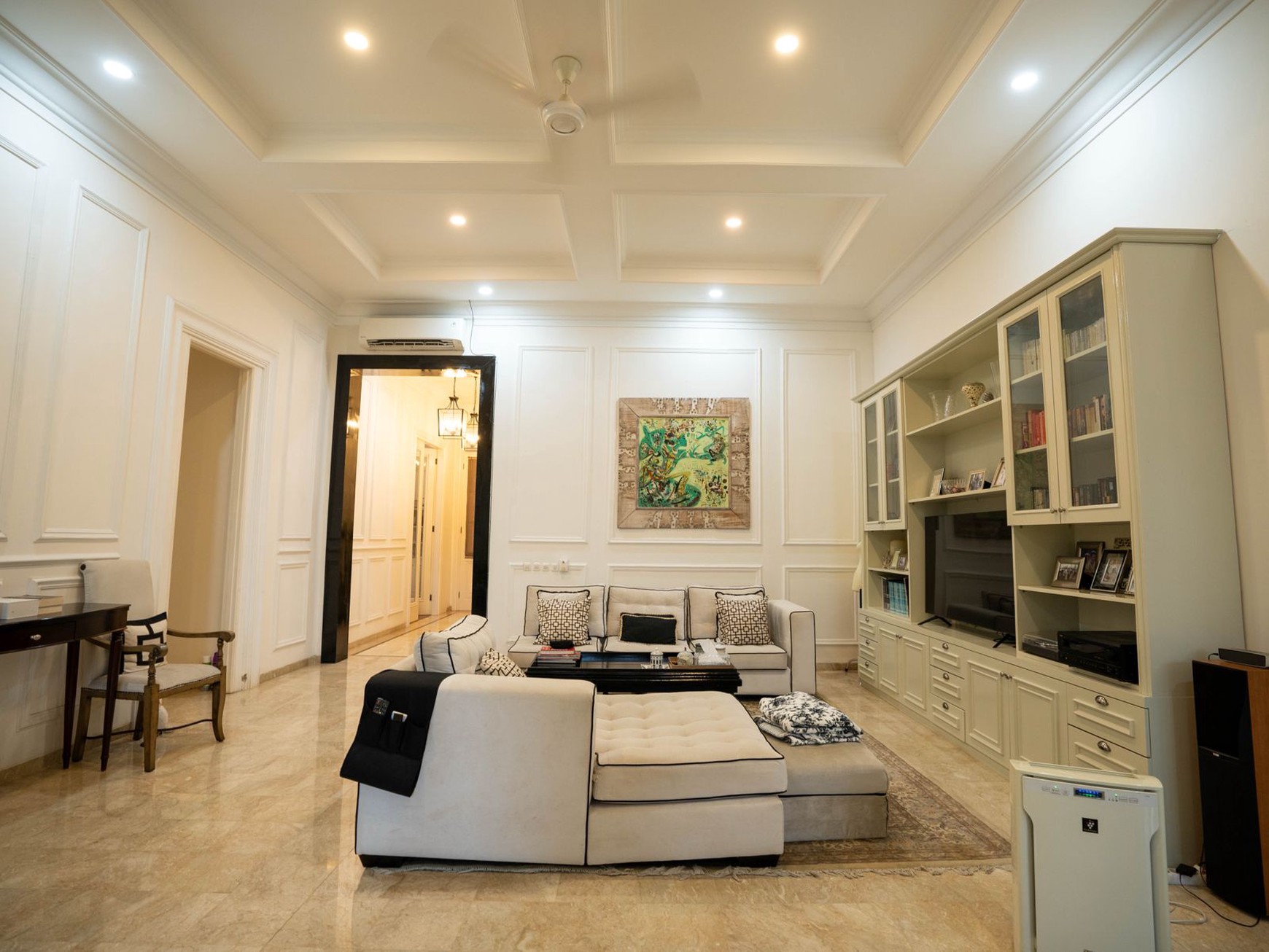 Rumah Elegant 1 Lantai Full Furnished di Kemang Lokasi Strategis dan Lingkungan Eksklusif