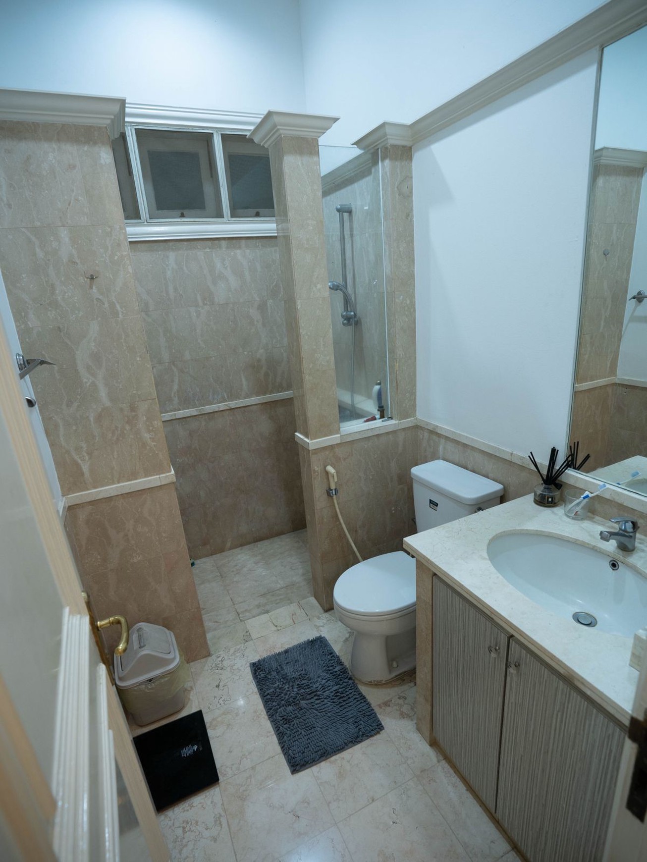 Rumah Elegant 1 Lantai Full Furnished di Kemang Lokasi Strategis dan Lingkungan Eksklusif