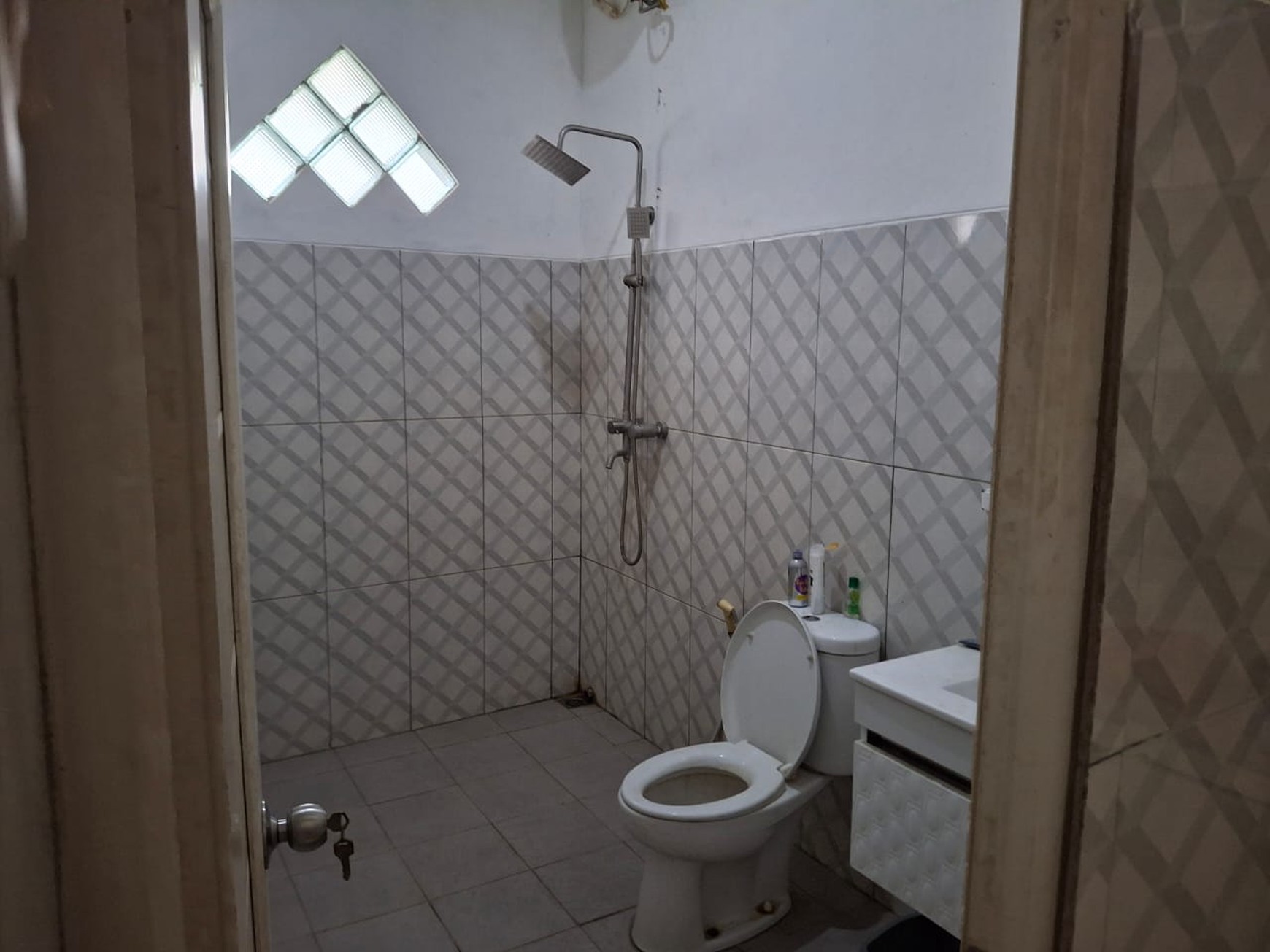 Rumah 2 Lantai di Gading Raya Pisangan Lama Pulogadung