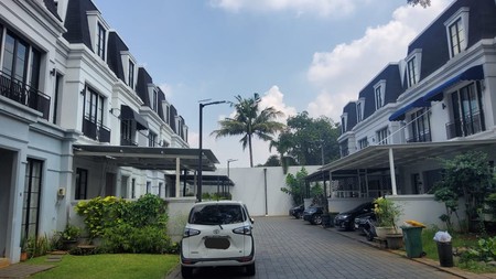 Rumah Cluster Siap Huni 3 Lantai Area Kemang Jakarta Selatan