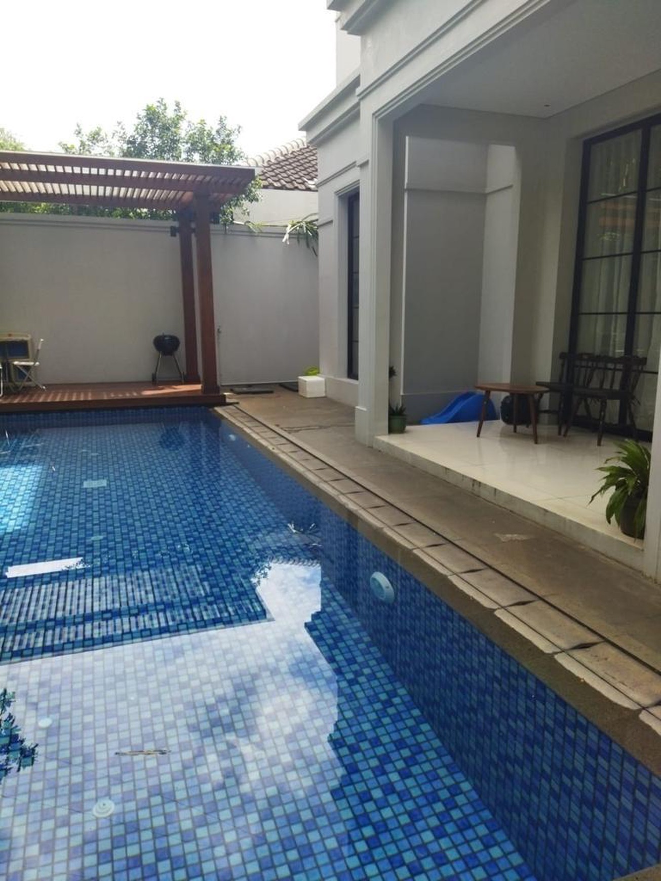 Rumah Cluster Siap Huni 3 Lantai Area Kemang Jakarta Selatan