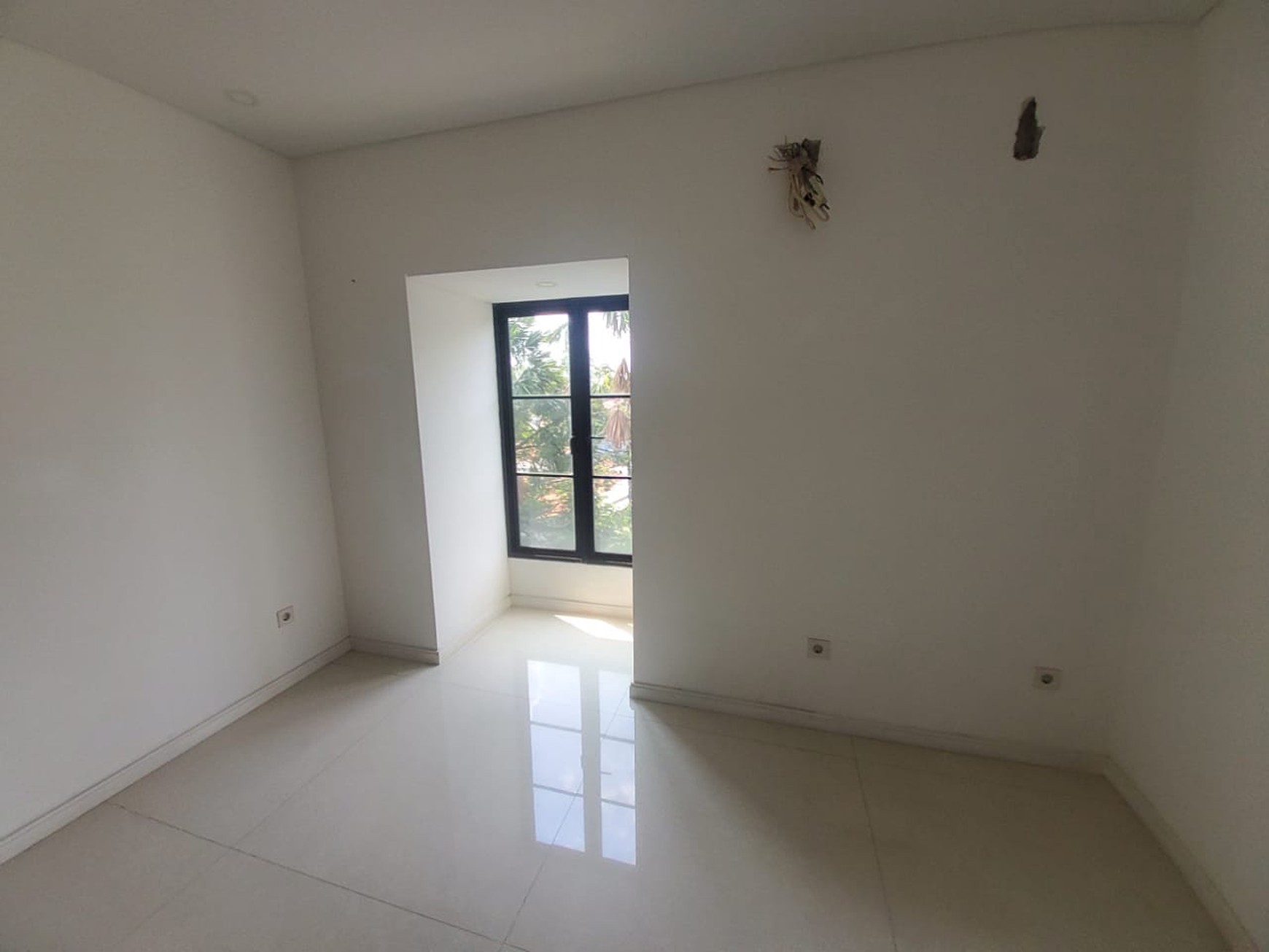 Rumah Cluster Siap Huni 3 Lantai Area Kemang Jakarta Selatan