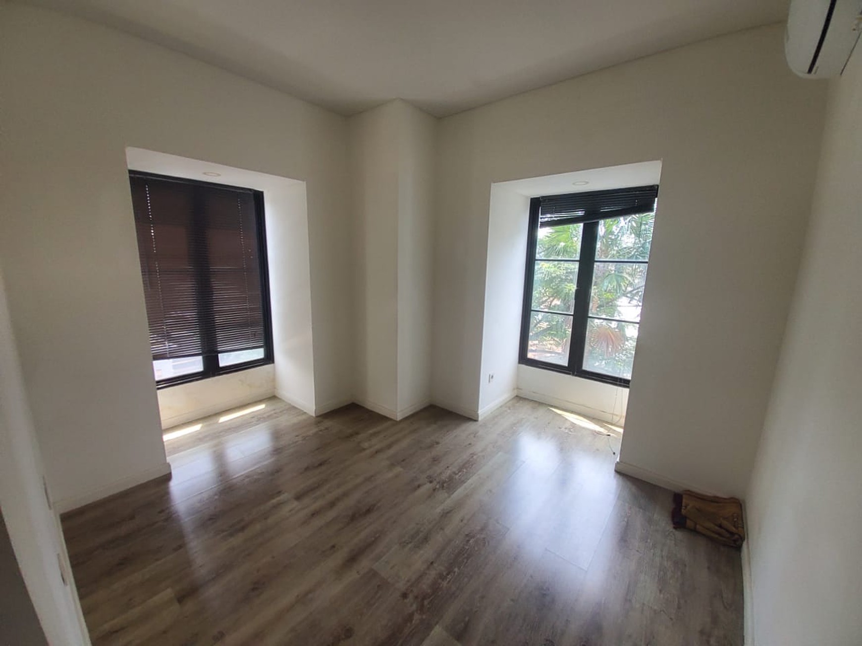 Rumah Cluster Siap Huni 3 Lantai Area Kemang Jakarta Selatan