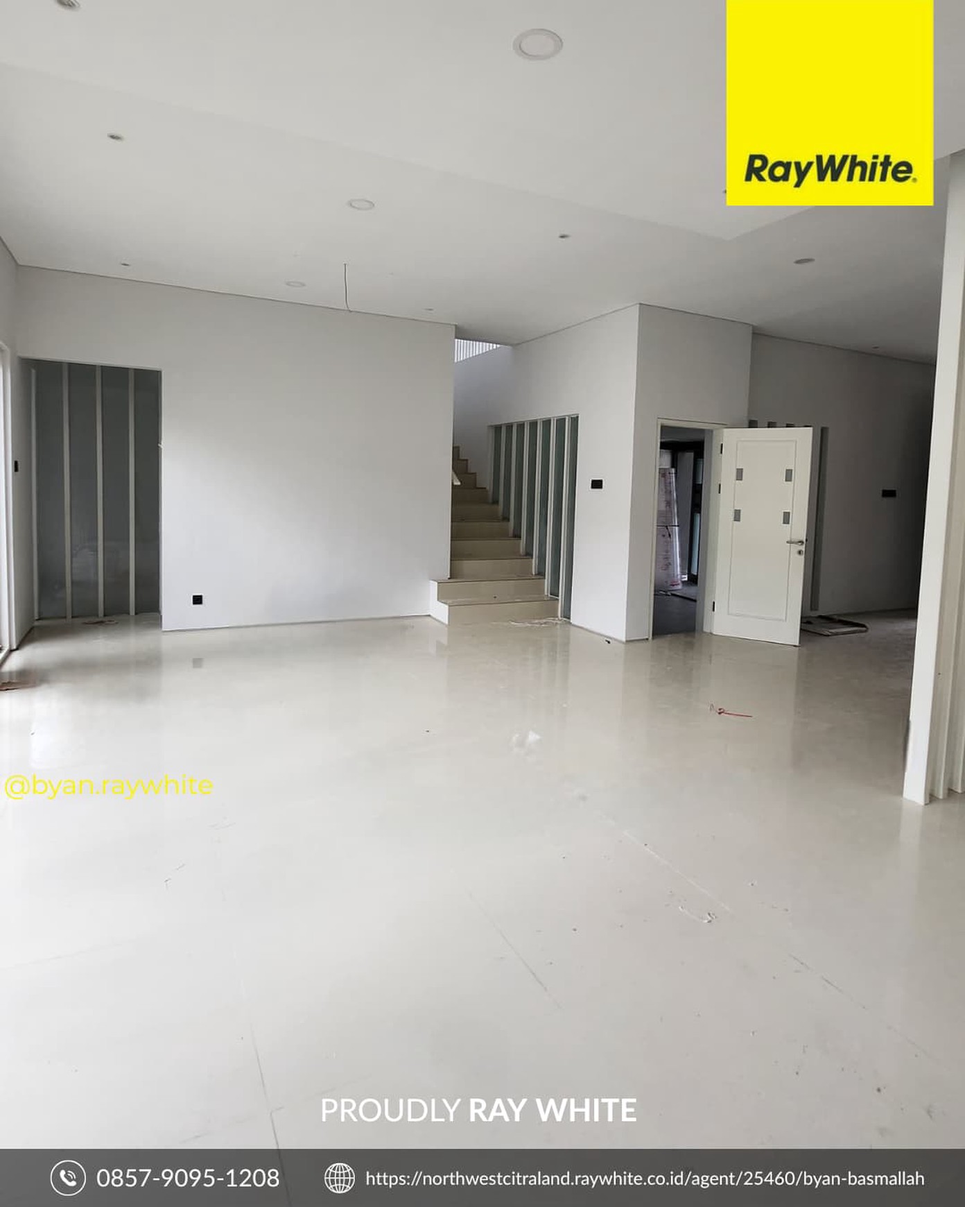 DIJUAL RUMAH MINIMALIS DESIGN - ROYAL RESIDENCE