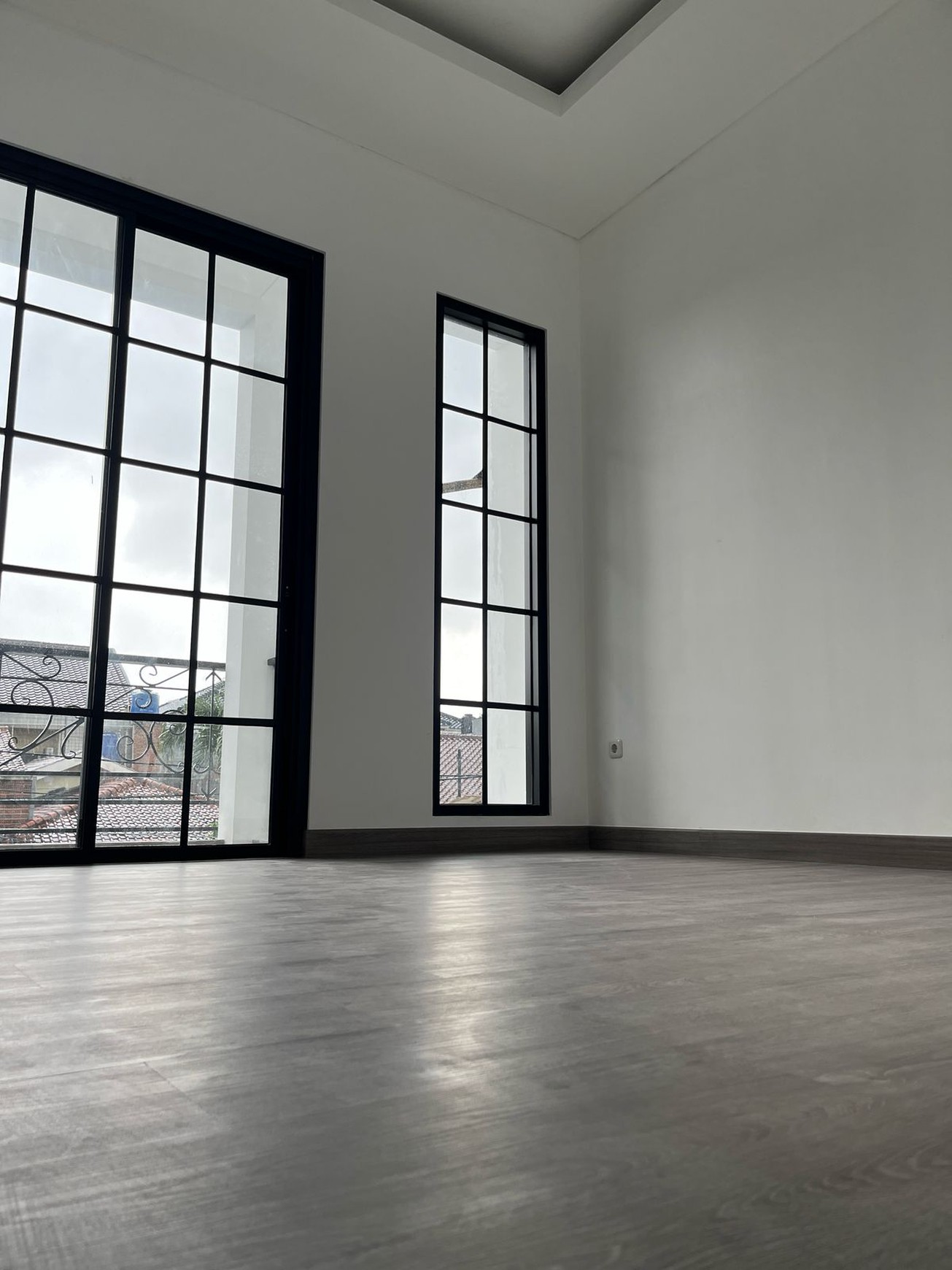 Cinere mega cinere rumah brand new komplek belakang informa