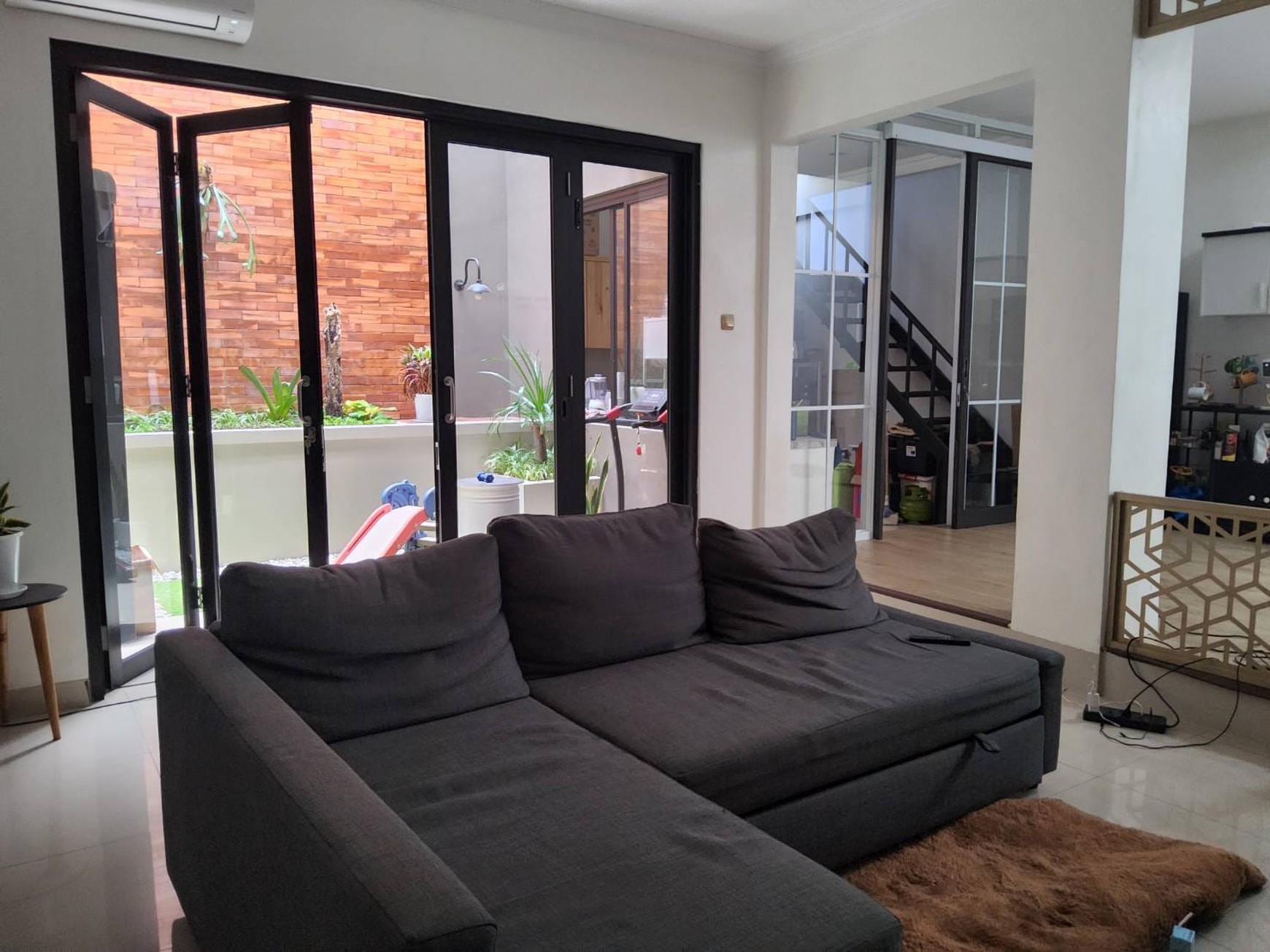 Rumah Baru Renovasi di Legenda Wisata Hunian Nyaman dan Strategis