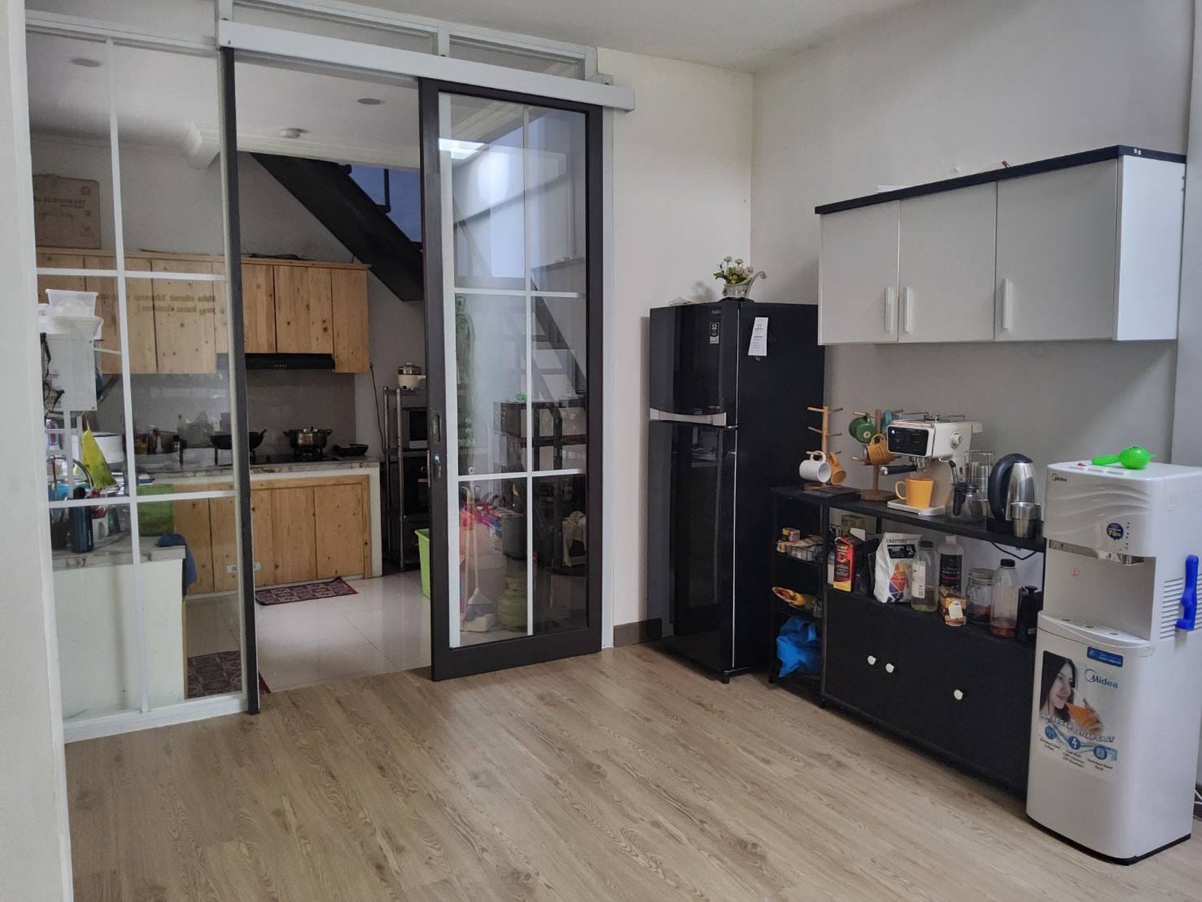 Rumah Baru Renovasi di Legenda Wisata Hunian Nyaman dan Strategis