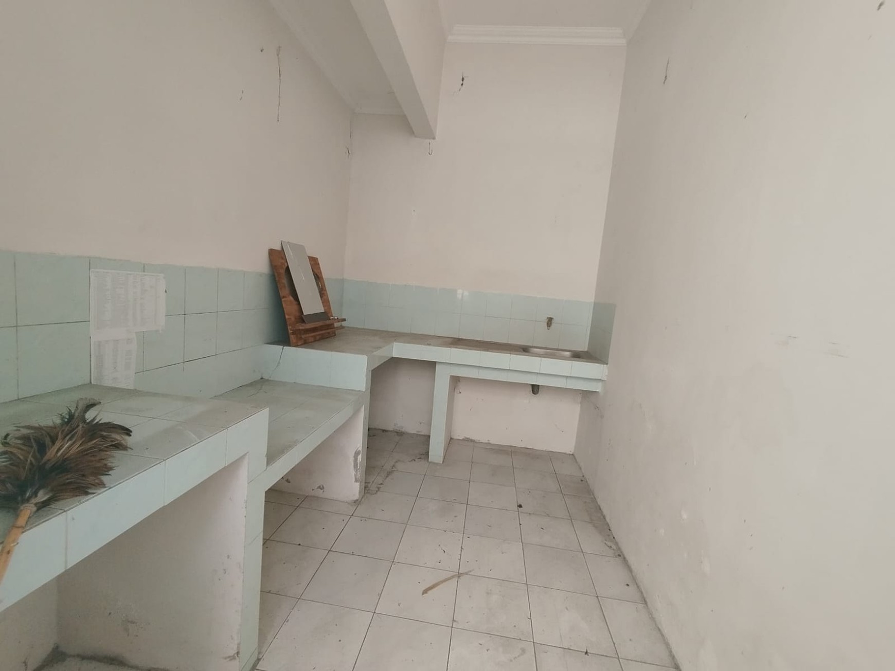 Disewakan Rumah Tinggal Lokasi Dekat Pasar Kolombo
