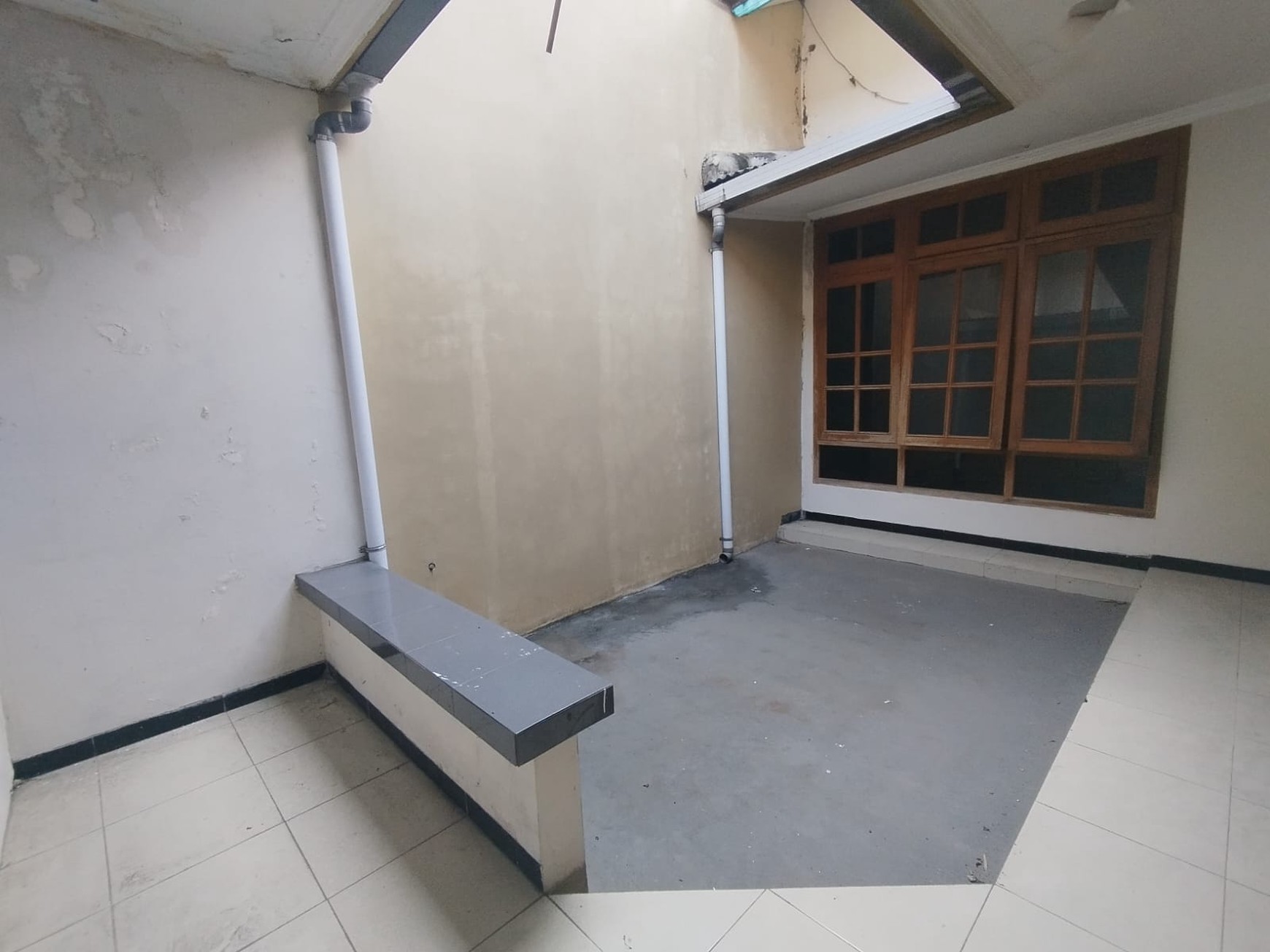 Disewakan Rumah Tinggal Lokasi Dekat Pasar Kolombo