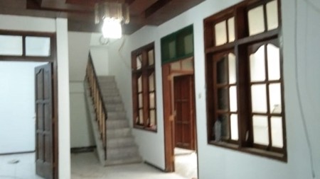 Dijual Rumah 2 lantai di Simpang Darmo Permai Selatan Surabaya