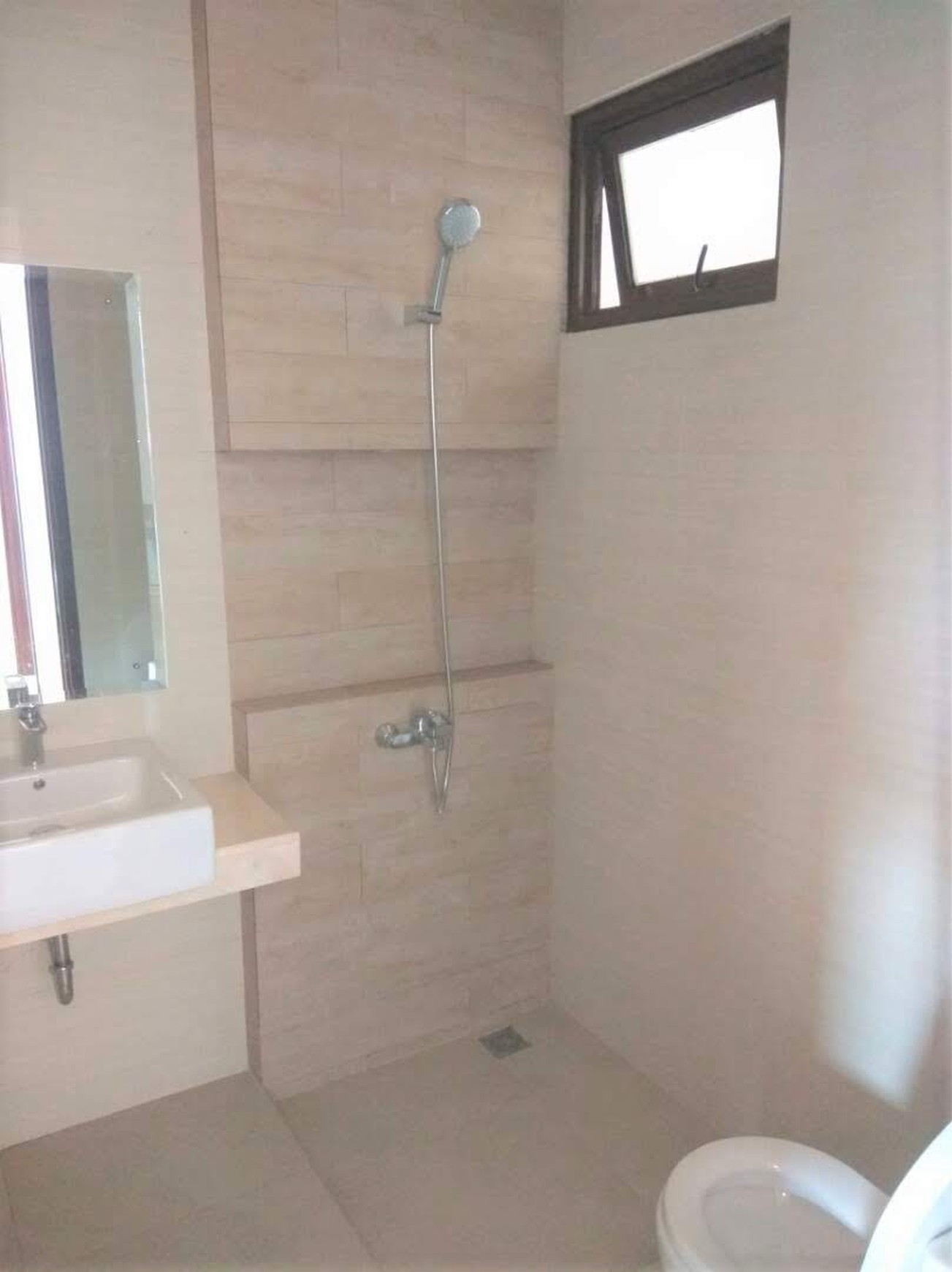 Rumah Standar Rapih Prestigia Eminent BSD city