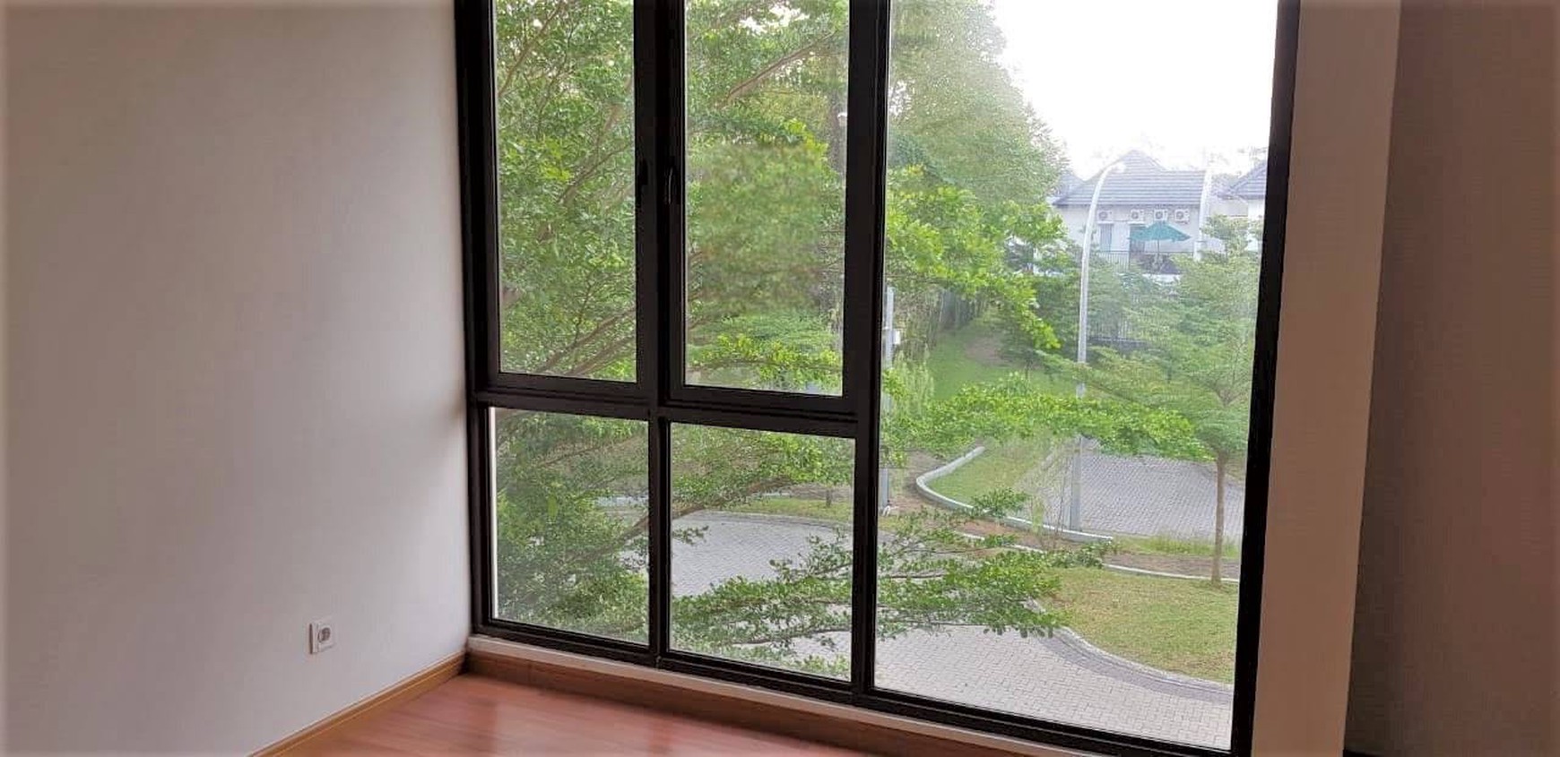 Rumah Standar Rapih Prestigia Eminent BSD city