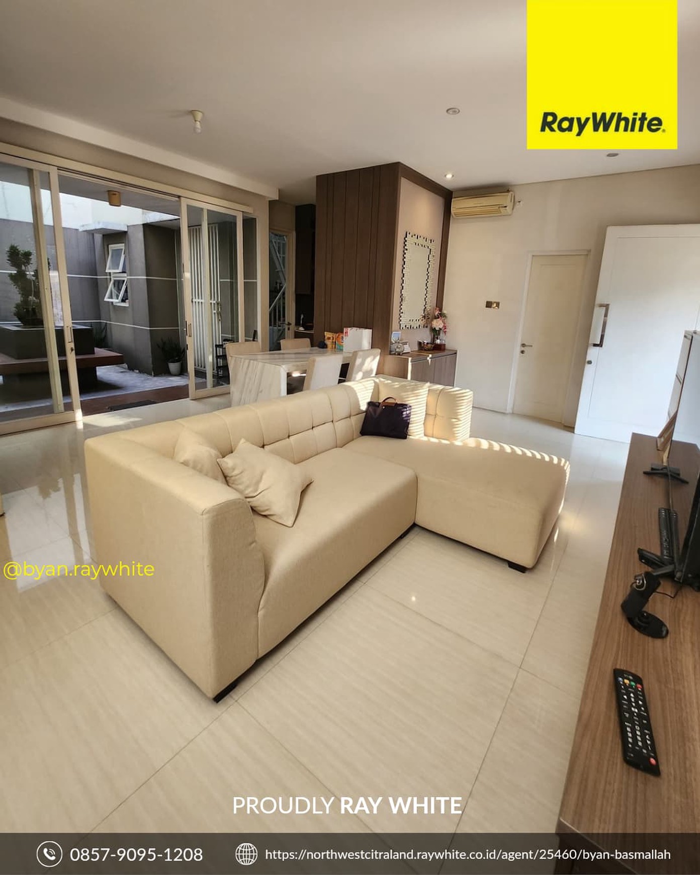 DIJUAL RUMAH MEWAH MODERN - ROYAL RESIDENCE