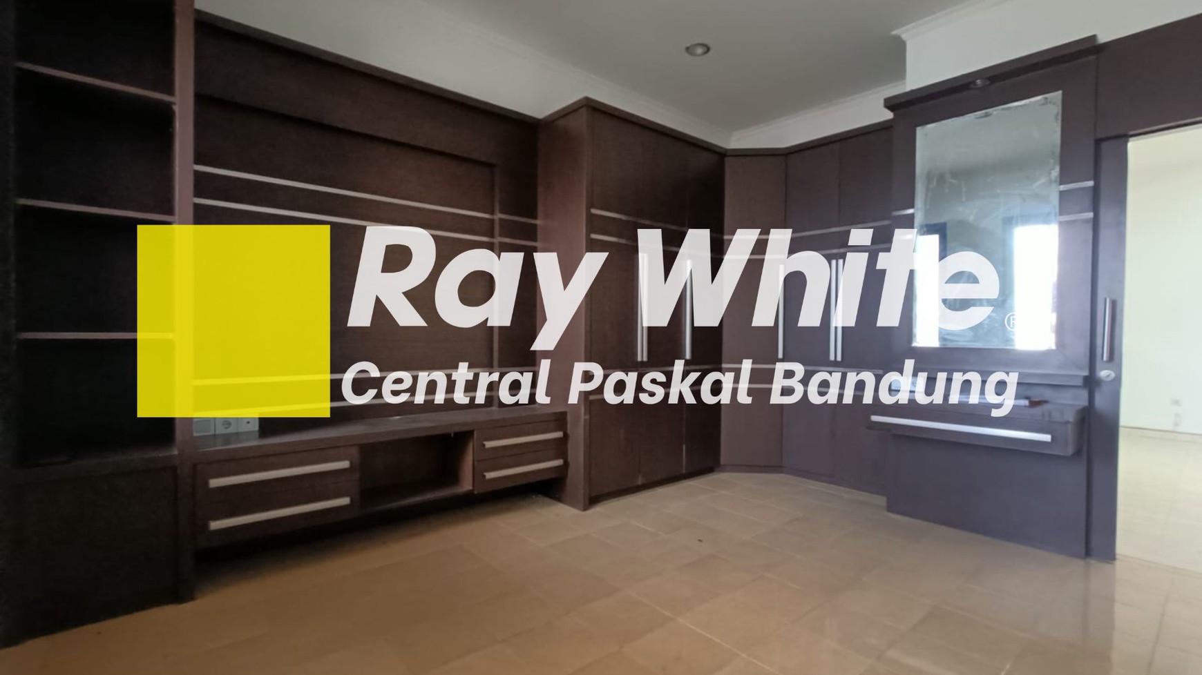 Rumah Nyaman di Taman Cibaduyut Indah 1 Bandung