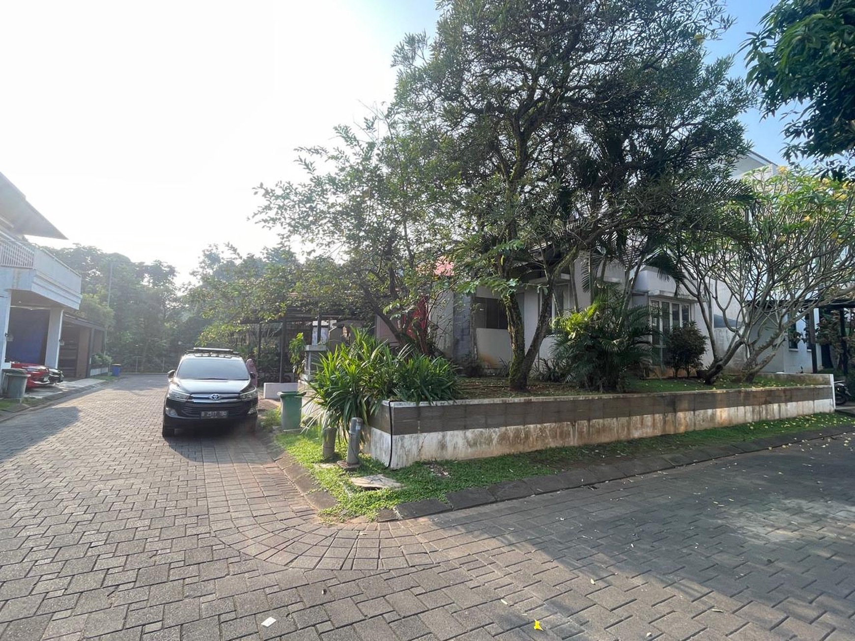 Di Jual Rumah 1 lantai di Komplek grand matoa Besar dan Bebas Banjir