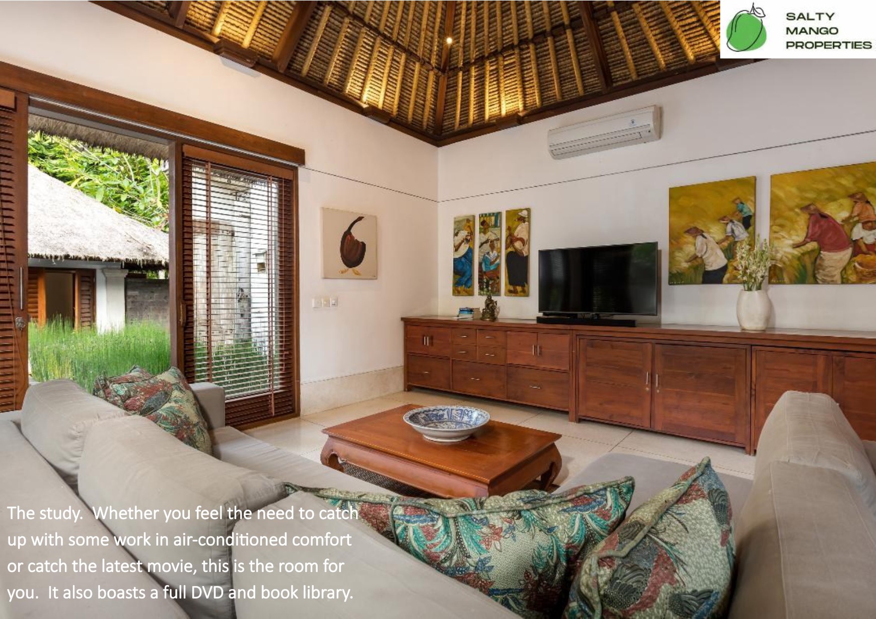 Freehold - Timeless Luxury Villa Estate Overlooking the River in Cepaka, Bali