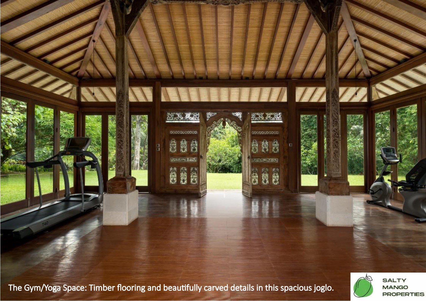Freehold - Timeless Luxury Villa Estate Overlooking the River in Cepaka, Bali