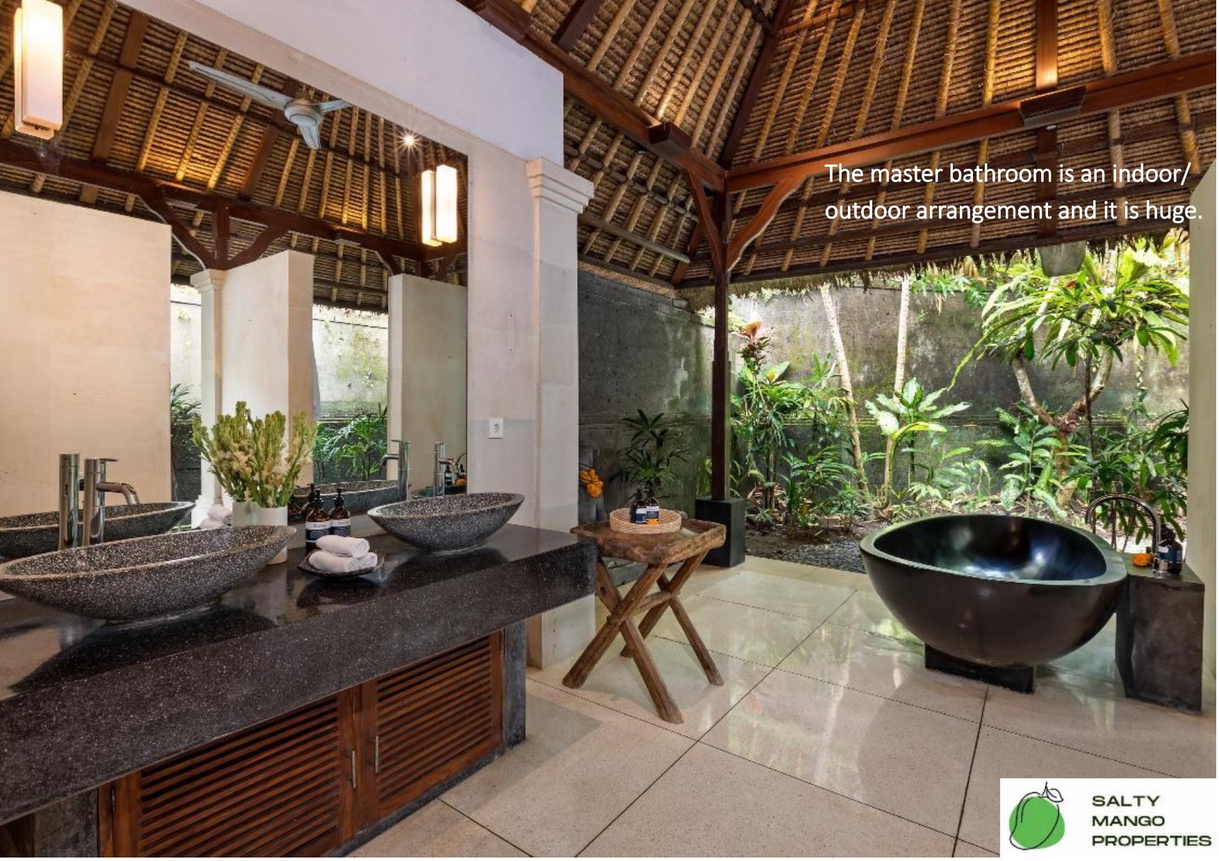 Freehold - Timeless Luxury Villa Estate Overlooking the River in Cepaka, Bali