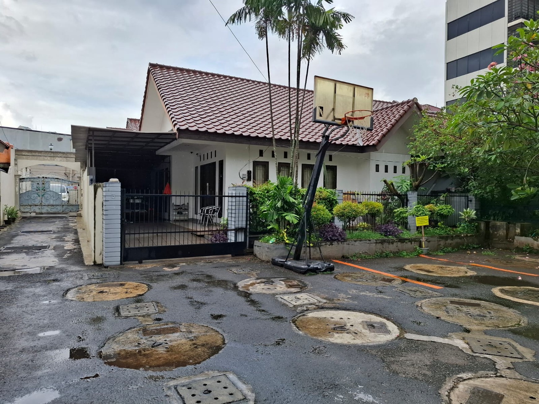 Di Jual Rumah Di Jalan keuangan cilandak