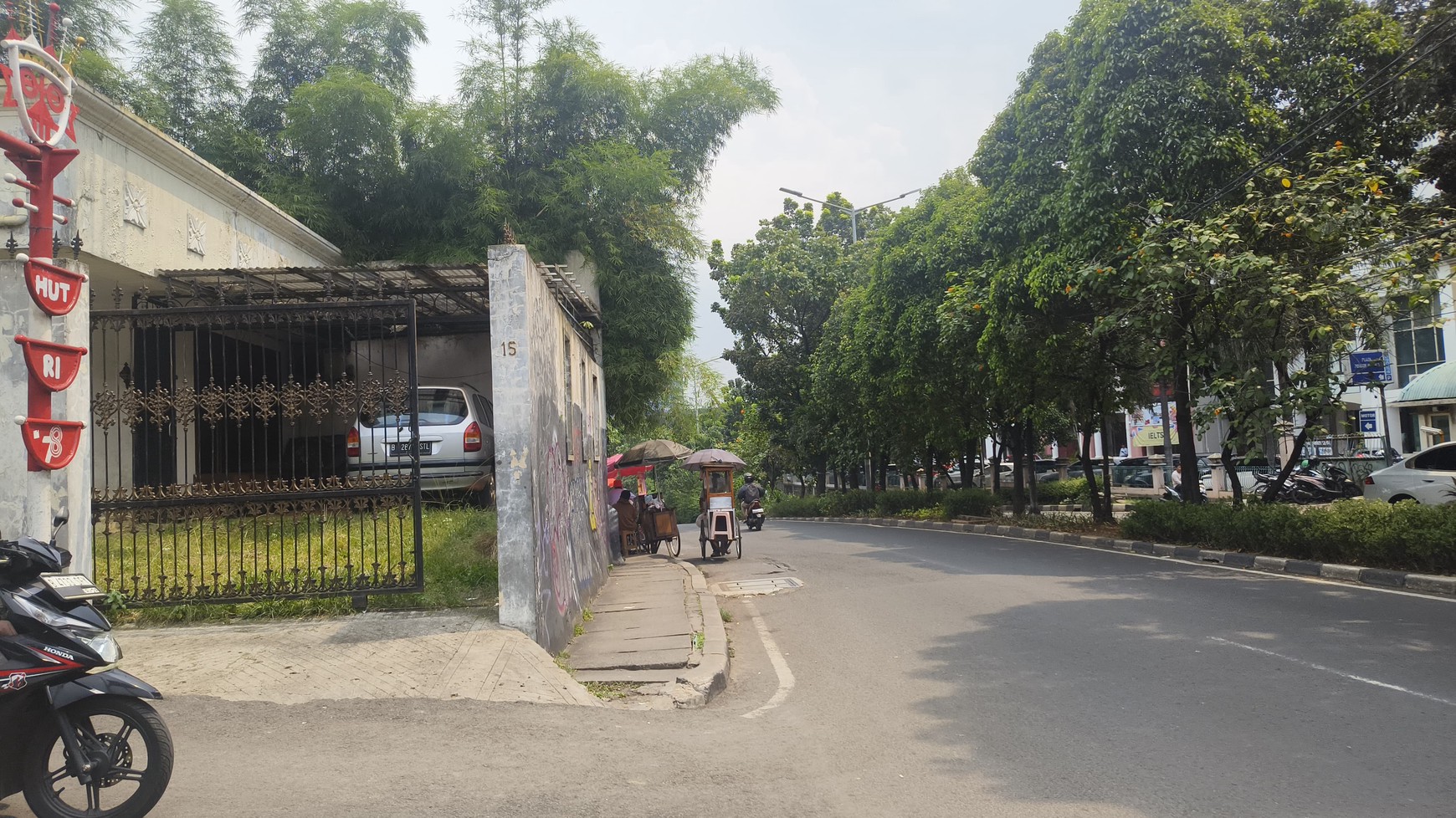 Rumah dihitung Kavling Tanah di Zona Komersil dan jarang ada