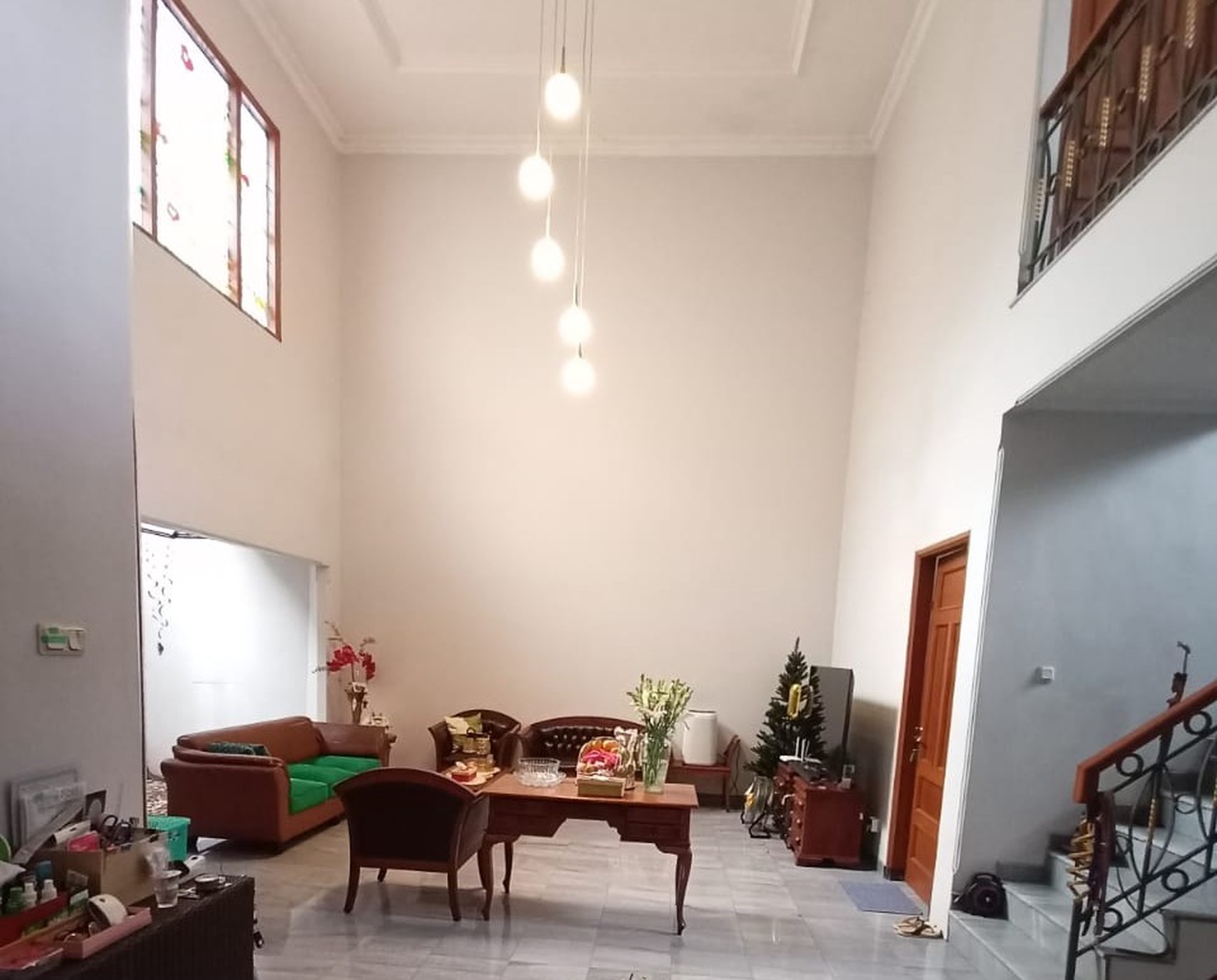 Di Jual Cepat rumah 2 lantia siap huni Di jati padang pasar minggu jaksel