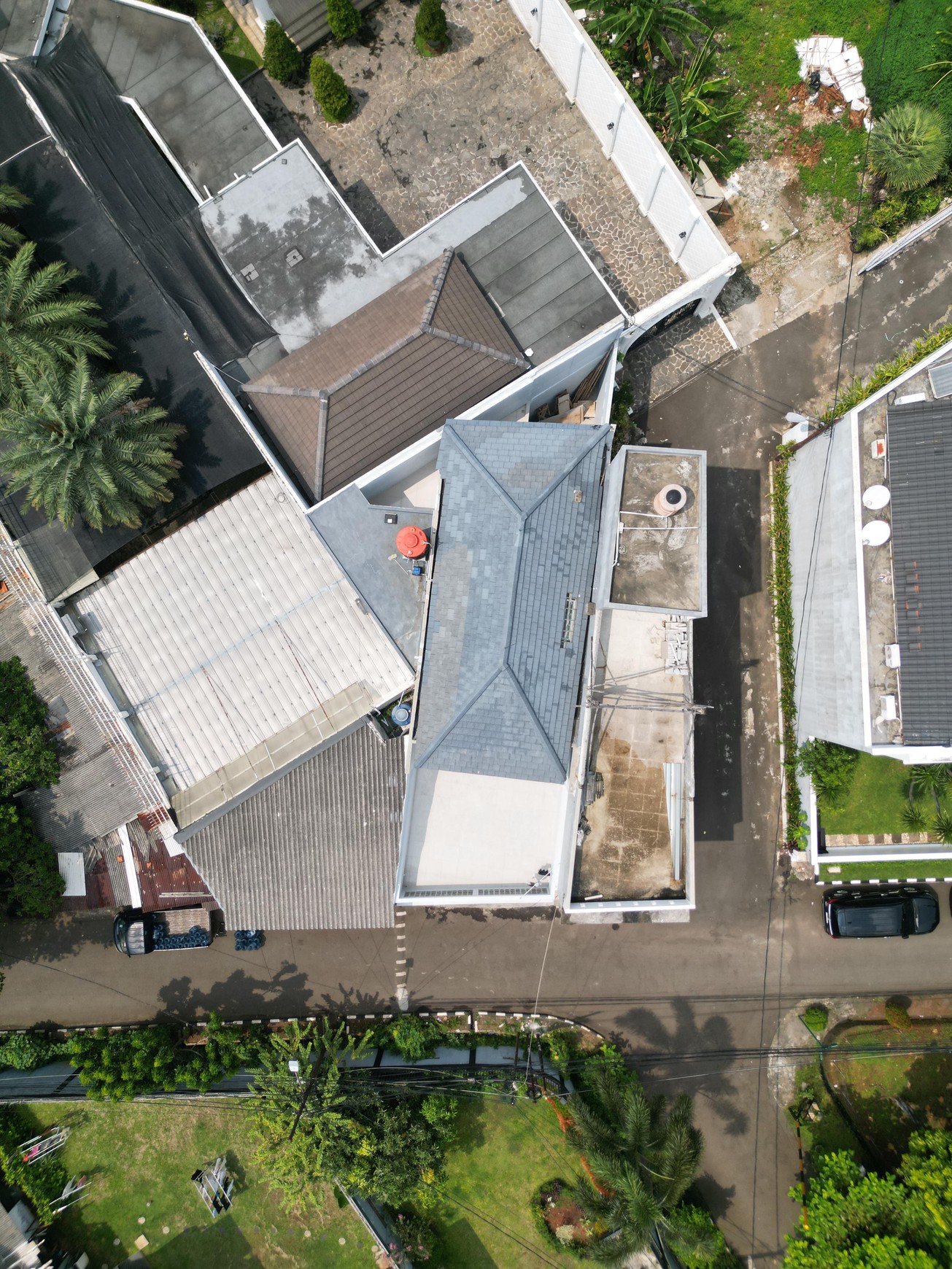 Rumah minimalis 2 lantai di Permata Hijau II