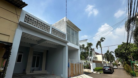 Rumah minimalis 2 lantai di Permata Hijau II