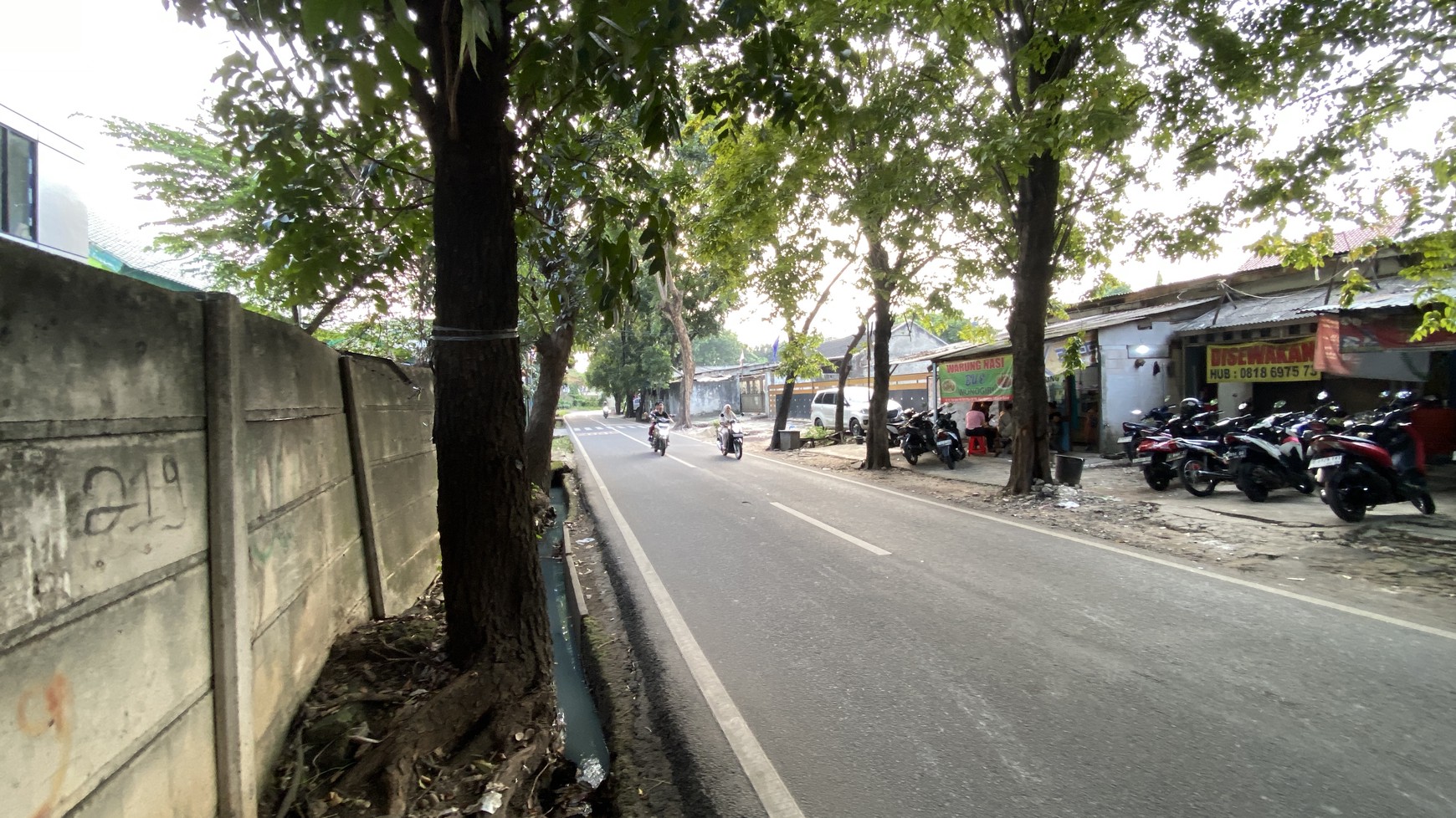 RUKO GANDENG BARU SIAP PAKAI DI JOGLO, JAKARTA BARAT