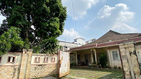 Rumah Hitung Tanah 665 m2 - di Cinere Dekat Tol & Mal