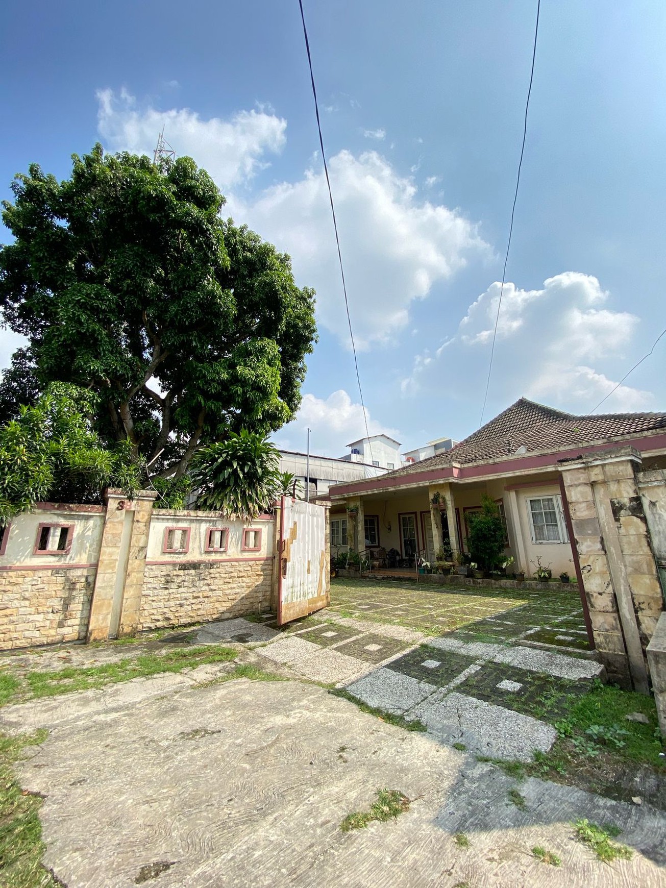 Rumah Hitung Tanah 665 m2 - di Cinere Dekat Tol & Mal