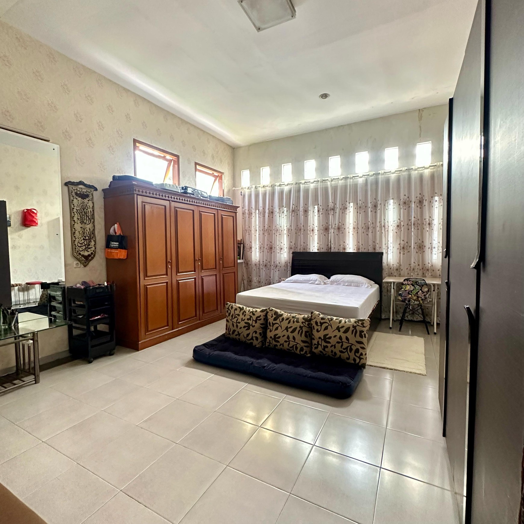 Rumah 2 Lantai Siap Huni dengan Hunian Nyaman dan Asri @Pancoran, Jakarta Selatan
