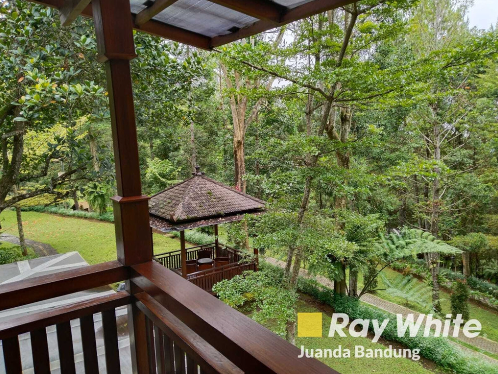 Langka! Villa resort aktif di Maribaya Lembang sangat Asri Nyaman dan menguntungkan!!