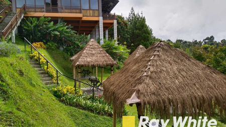 Langka! Villa resort aktif di Maribaya Lembang sangat Asri Nyaman dan menguntungkan!!