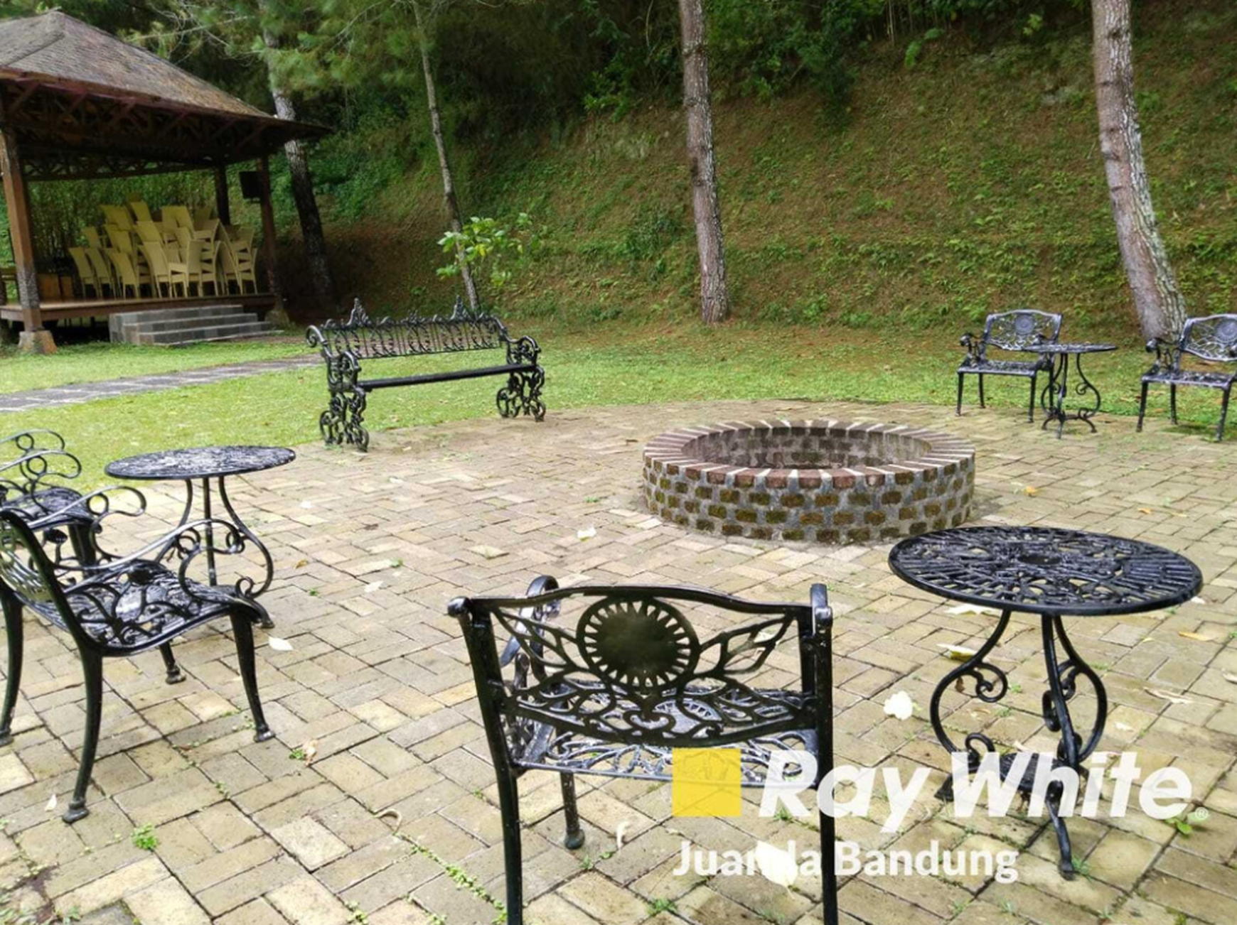 Langka! Villa resort aktif di Maribaya Lembang sangat Asri Nyaman dan menguntungkan!!