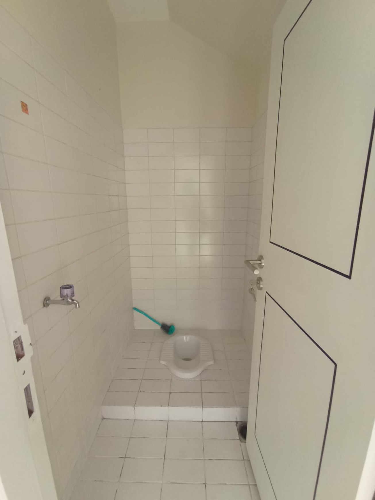 DIjual Rumah di JL. Riau Taman Imam Bonjol - Lippo Karawaci - Tangerang