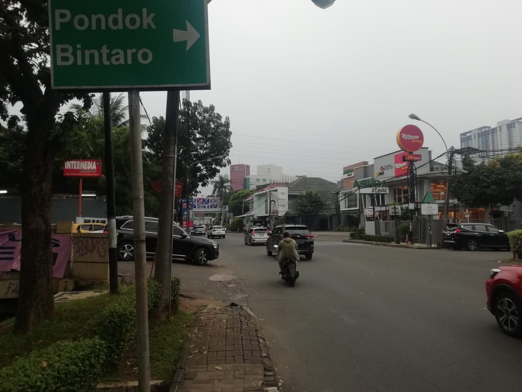 Ruko Siap Pakai dan Lokasi Strategis Pinggir Jalan Raya @Bintaro Sektor 3A